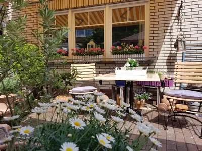 Ein Garten an der Unterkunft Landhaus Julia