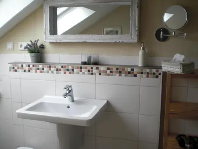 Ein Badezimmer in der Unterkunft Landhaus Julia