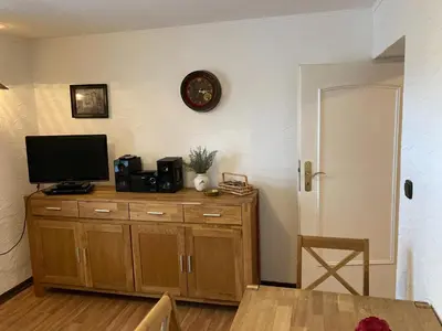 TV/Unterhaltungsangebot in der Unterkunft Appealing Apartment in Ittel with Garden, Parking, Bicycles