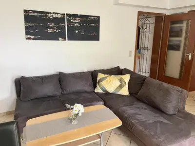 Ein Sitzbereich in der Unterkunft Malerisches Ferienhaus in Reil