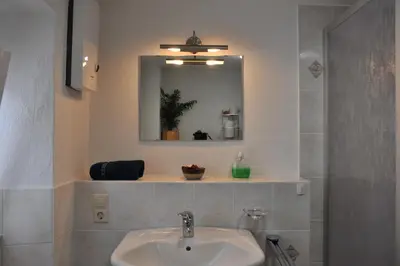 Ein Badezimmer in der Unterkunft Haus Engelskrug