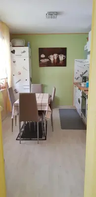 Küche/Küchenzeile in der Unterkunft Pfötchen