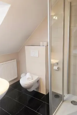 Ein Badezimmer in der Unterkunft Alembra - Hotel zur Moselbrücke