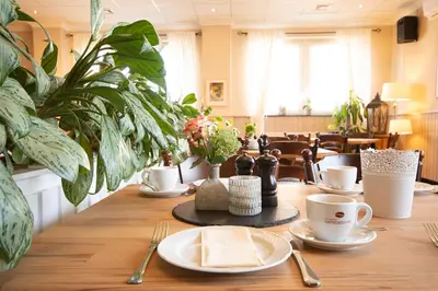Frühstücksoptionen für Gäste der Unterkunft Brauers Landarthotel GmbH