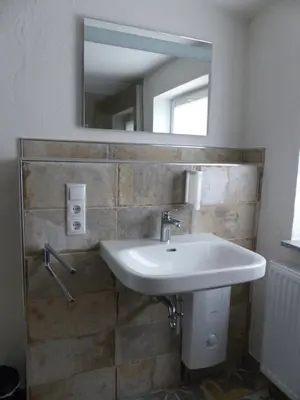 Ein Badezimmer in der Unterkunft Das Rote Haus - Hohnemichels Ferienhaus