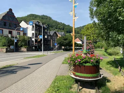 Ein allgemeiner Bergblick oder ein Berglick von des Hotels aus