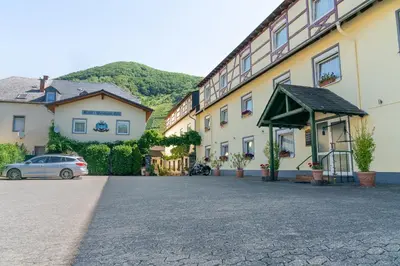 Ein allgemeiner Bergblick oder ein Berglick von des Hotels aus