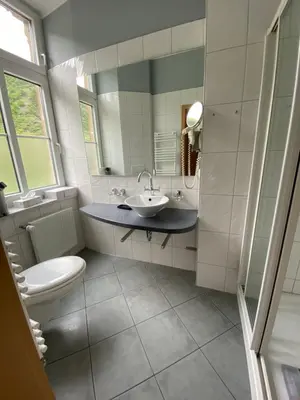 Ein Badezimmer in der Unterkunft Altes Pfarrhaus