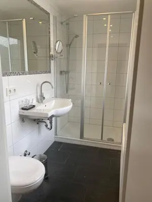 Ein Badezimmer in der Unterkunft Altes Pfarrhaus