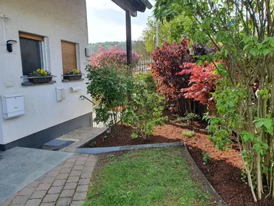 Ein Garten an der Unterkunft Ferienwohnung Schlossblick Bad Breisig