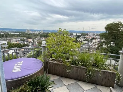 Ein Balkon oder eine Terrasse in der Unterkunft Zum schönen Ausblick
