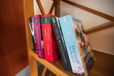 Die Bibliothek in der Ferienwohnung