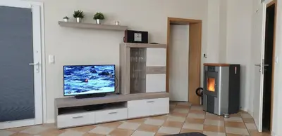 TV/Unterhaltungsangebot in der Unterkunft Ferienwohnung Kell am See