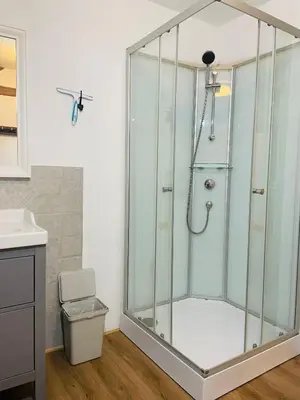 Ein Badezimmer in der Unterkunft Ferienhaus Backesgarten für 22 Personen