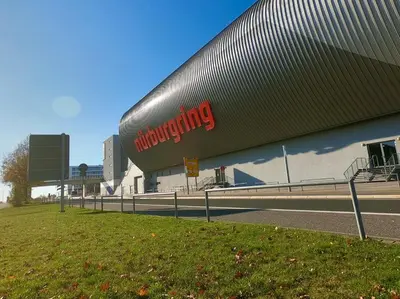Das Gebäude in dem sich das Ferienhaus befindet