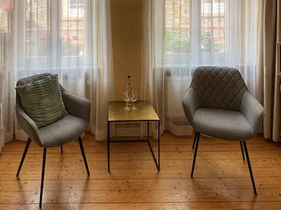 Ein Sitzbereich in der Unterkunft Augusta Trarbach