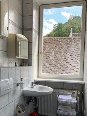 Ein Badezimmer in der Unterkunft Augusta Trarbach
