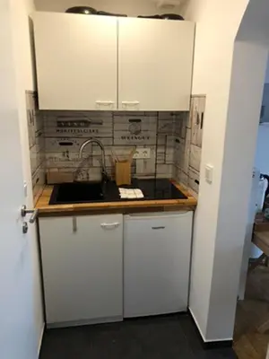 Küche/Küchenzeile in der Unterkunft Kleines gemütliches Studio 1 in Moselnähe