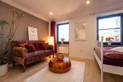 Ein Bett oder Betten in einem Zimmer der Unterkunft Altes Schwesternhaus - Homesite Apartments - bis 20 Personen