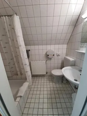 Ein Badezimmer in der Unterkunft Hotel Bergschlösschen