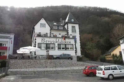 Das Gebäude in dem sich das Hotel befindet