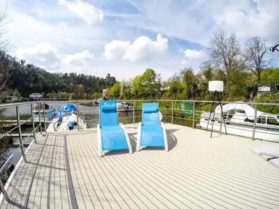 Der Swimmingpool an oder in der Nähe von Hausboot Schleuseninsel