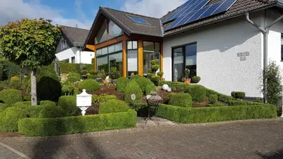 Ein Garten an der Unterkunft Ferienwohnung „Kersten“