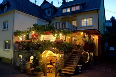 Das Gebäude in dem sich das Bed & Breakfast befindet