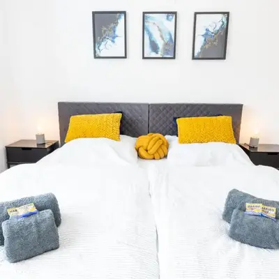 Rhein-Lahn Living - Modernes Design - Kontaktloser Zugang - Zentrale Lage nahe Rhein und Martinsburg - Apartments mit Küche & Wohnzimmer