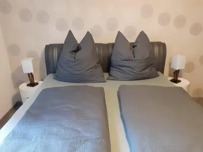 Ein Bett oder Betten in einem Zimmer der Unterkunft Milonia 2