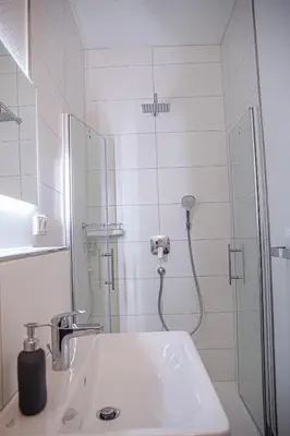 Ein Badezimmer in der Unterkunft Apartment Kabinett Zell