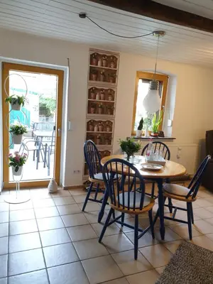 Ein Sitzbereich in der Unterkunft Ferienwohnung zur Töpferstube 1