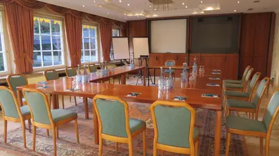 Der Geschäftsbereich oder Konferenzraum in der Unterkunft Park Hotel am Schloss