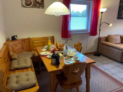 Ein Sitzbereich in der Unterkunft Holiday Home Haus Tausendschön by Interhome