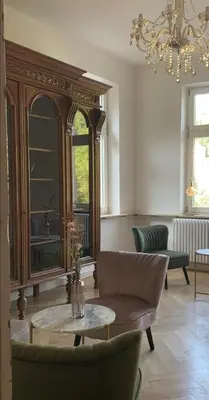 Ein Sitzbereich in der Unterkunft Boutique Hotel Villa Horbach