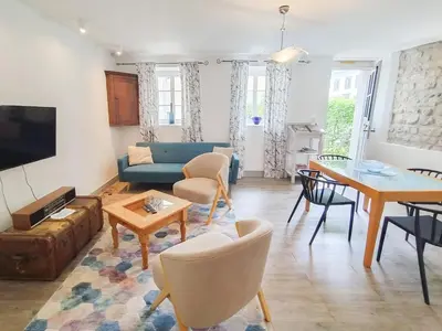 Ein Sitzbereich in der Unterkunft Living-in-History: Meister Carl Apartment