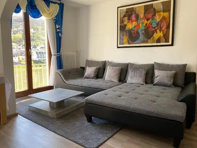 Ein Sitzbereich in der Unterkunft Holiday Apartment mit Moselblick im Moselhaus