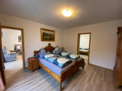 Ein Bett oder Betten in einem Zimmer der Unterkunft Holiday Apartment mit Moselblick im Moselhaus