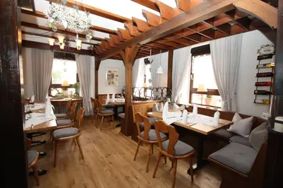 Ein Sitzbereich in der Unterkunft Hotel Pfälzer Hof
