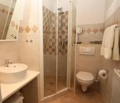 Ein Badezimmer in der Unterkunft Hotel Pfälzer Hof