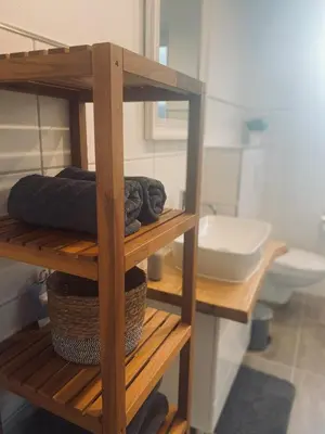 Ein Badezimmer in der Unterkunft [E]ifeel like Home