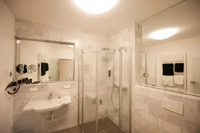 Ein Badezimmer in der Unterkunft Romantik Hotel Meisenheimer Hof