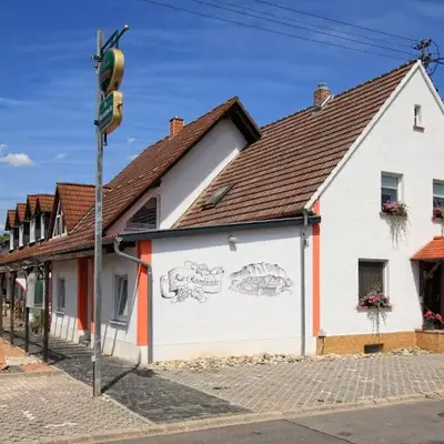 Zur Rotenfelsstube