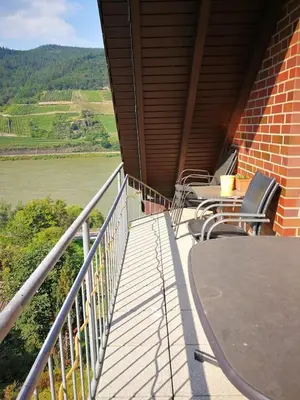 Ein Balkon oder eine Terrasse in der Unterkunft Wunderschöne Aussicht garantiert
