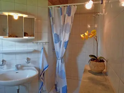 Ein Badezimmer in der Unterkunft Weingut Harald Ludwig