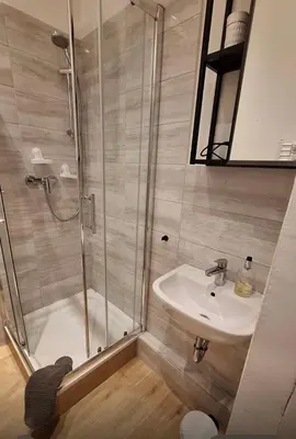 Ein Badezimmer in der Unterkunft Ziel
