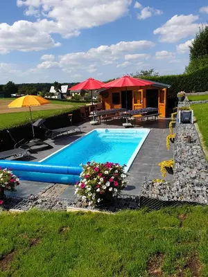 Der Swimmingpool an oder in der Nähe von Haus Sonnenschein