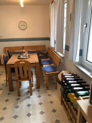 Ein Sitzbereich in der Unterkunft Moselferienhaus Porten
