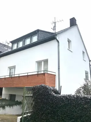 Das Gebäude in dem sich die Ferienwohnung befindet
