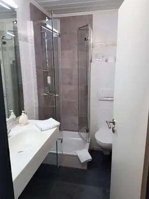 Ein Badezimmer in der Unterkunft Waldhotel Kurfürst